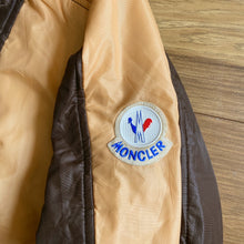 Moncler 80’s women’s ski jacket (M)